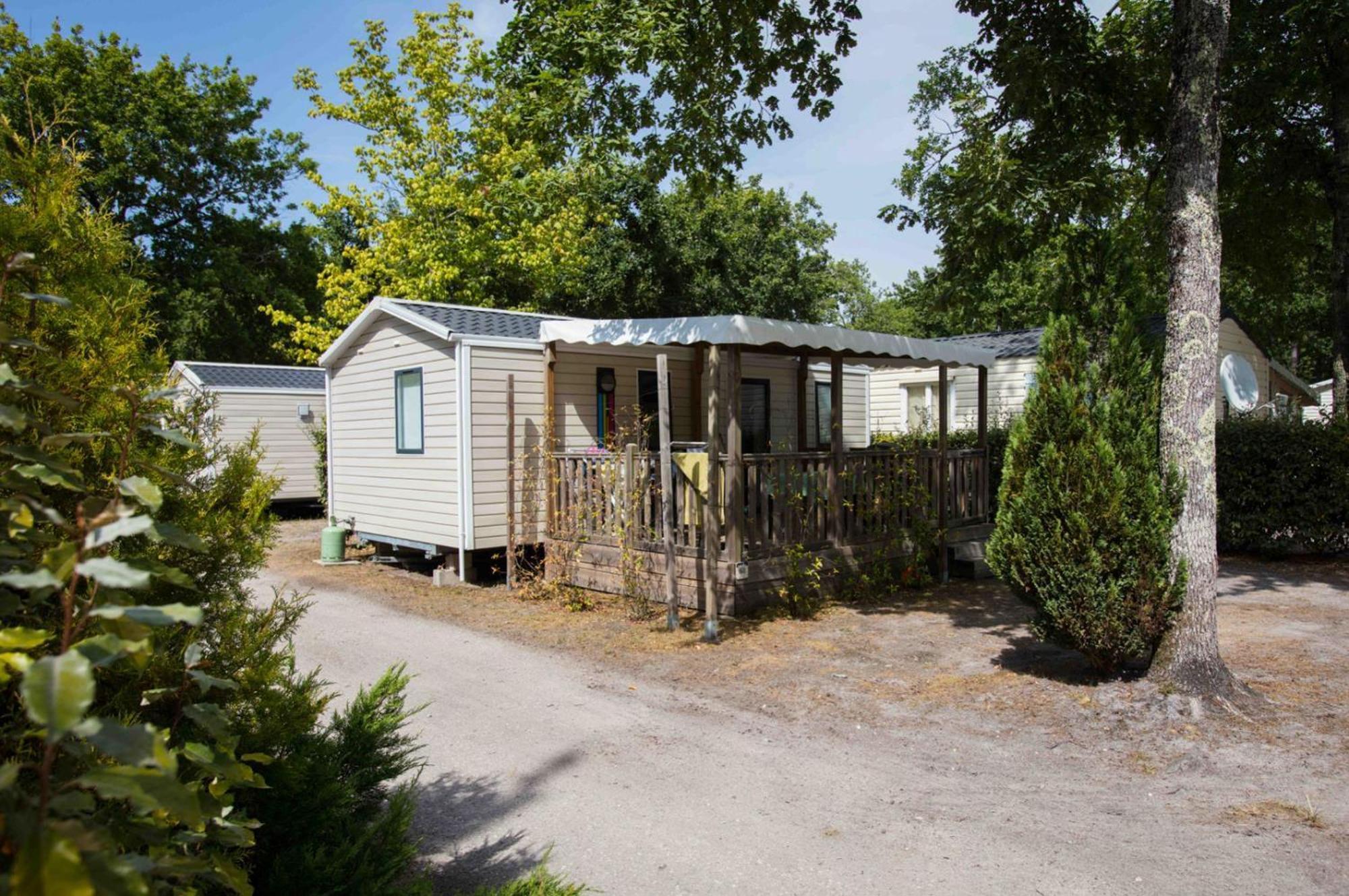 Campsite Domaine Residentiel De Plein Air La Canadienne *